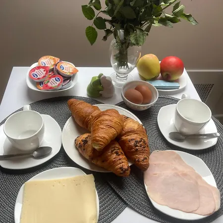 Sfeervolle Aan De Dorpsdijk Met Gratis Ontbijt Bed & Breakfast